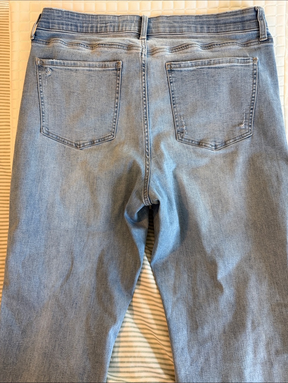 Wonderly Women's Light Blue Flare Jeans